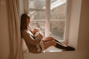 Photographe allaitement à domicile